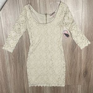 Off White Dress Forever 21 Size M NWT